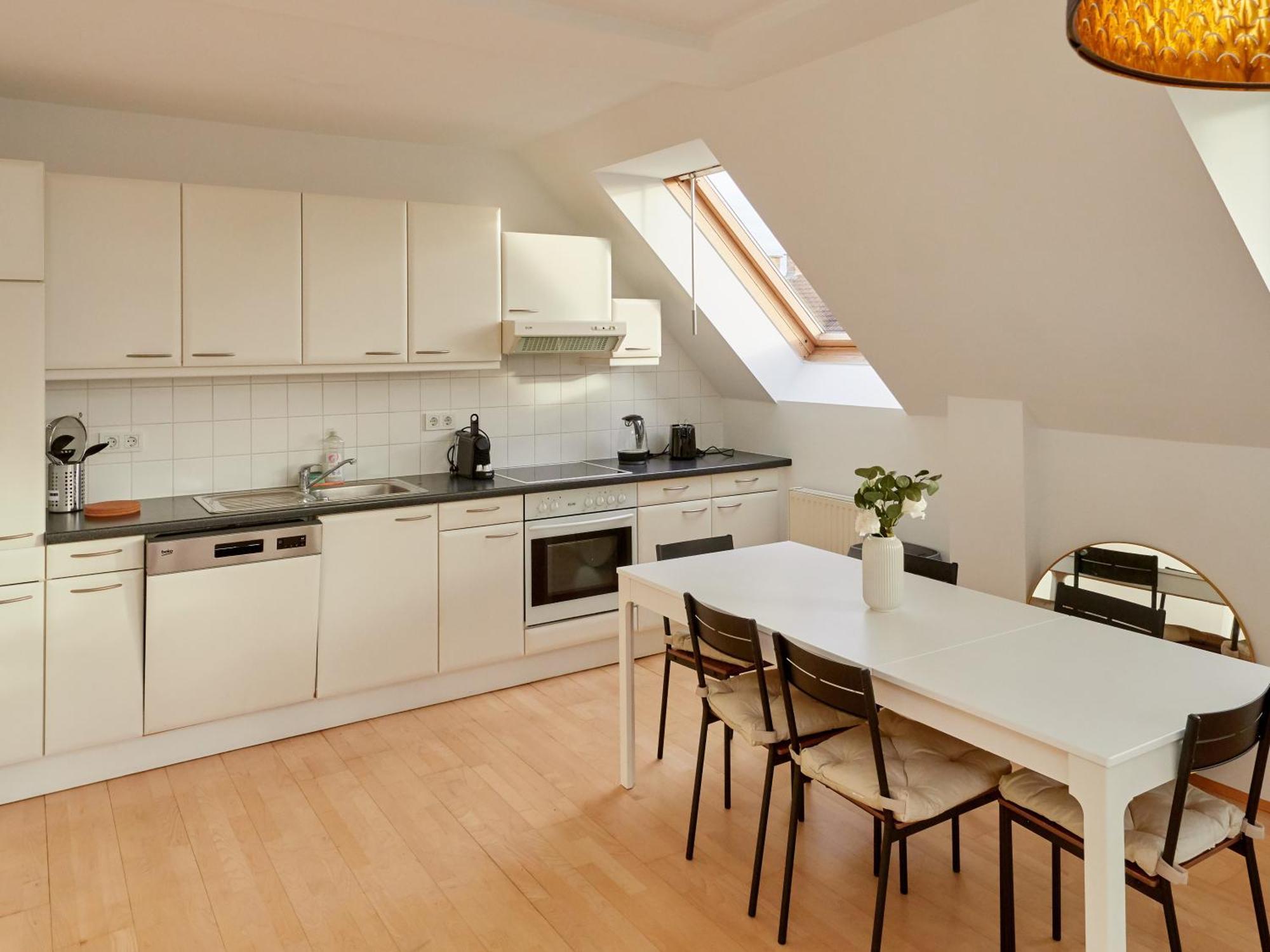 Central Apartment Kreuzgasse Wenen Buitenkant foto